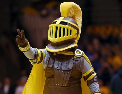From Mascot to Celebrity: The Popularity and Recognition of Valpo's Sports Mascot